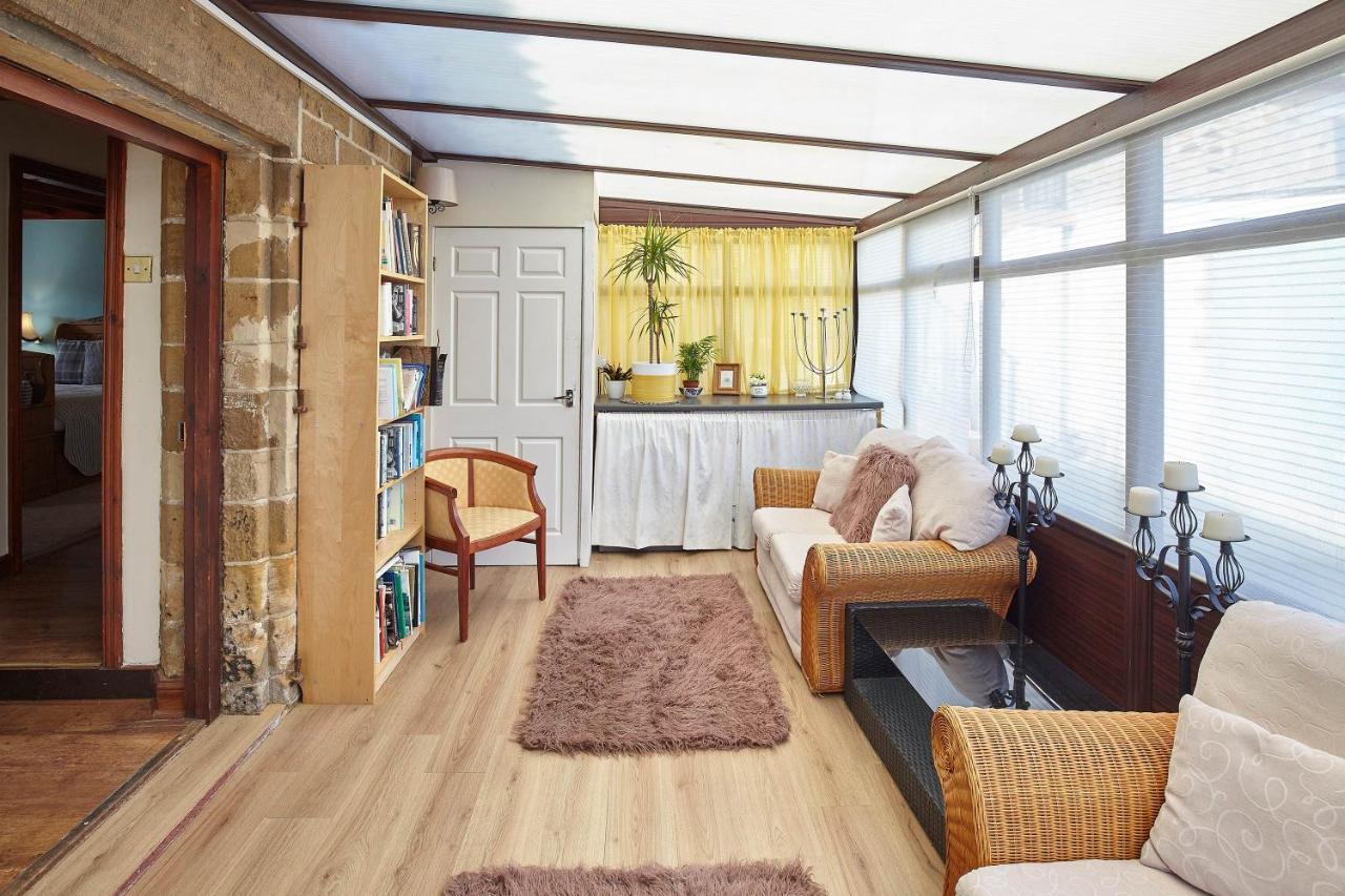 Host & Stay - The Arches Cottage Brotton Buitenkant foto